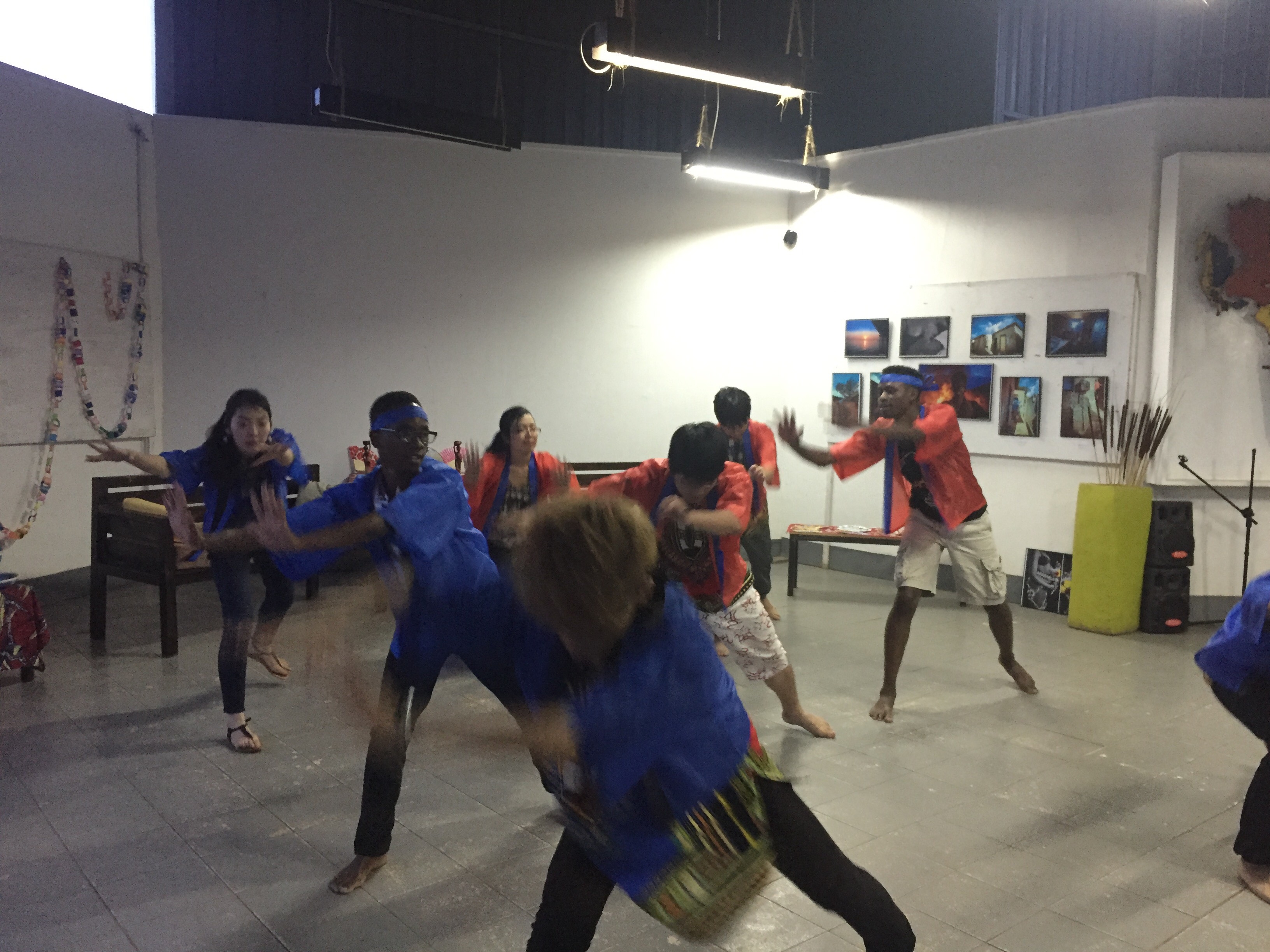 Japanese traditional dance performance by Japanese and Rwandan students