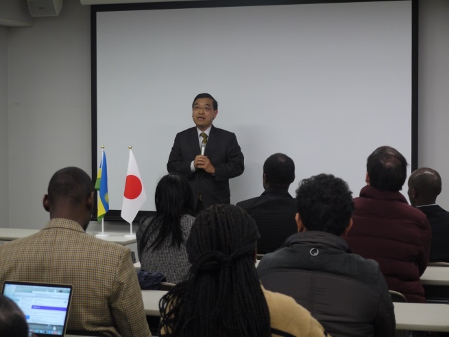 Ambassador Miyashita’s lecture to KIC foreign students.