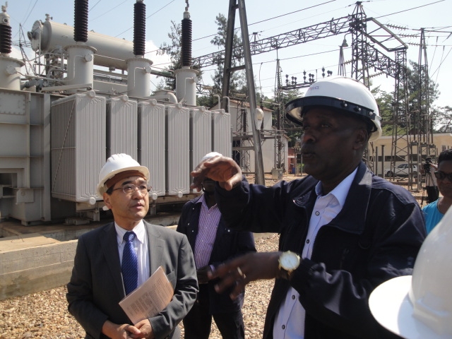 Ambassador Miyashita is briefed about the substation