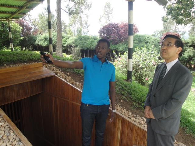 Ambassador Miyashita visits National Liberation Park Museum
