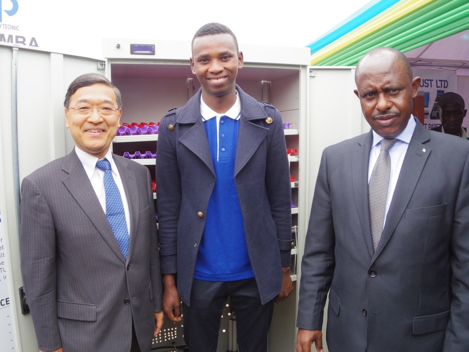 Photo with a graduate and his incubator